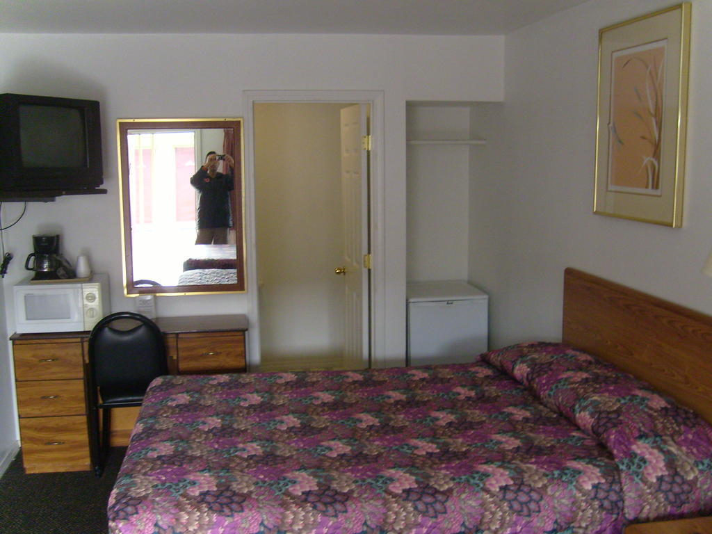 Cascade City Center Motel Lebanon Δωμάτιο φωτογραφία